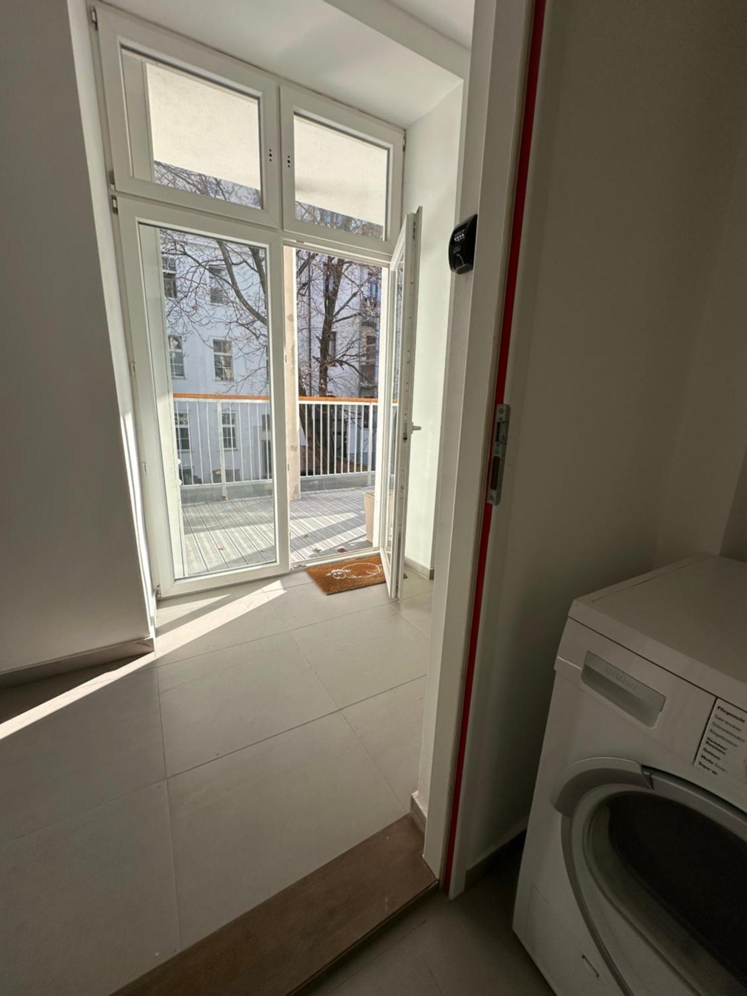 Cozy 5-Person Apartment In Vienna 6 Eksteriør bilde