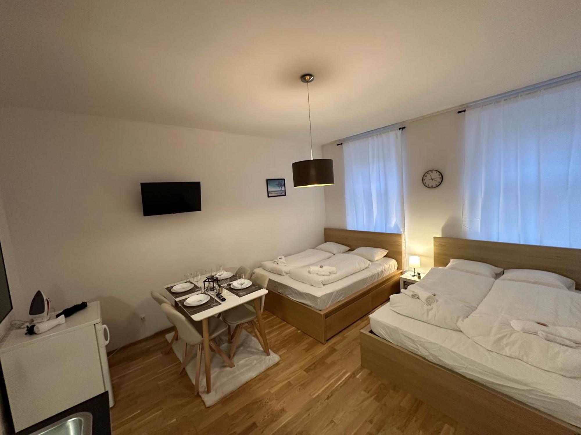 Cozy 5-Person Apartment In Vienna 6 Eksteriør bilde