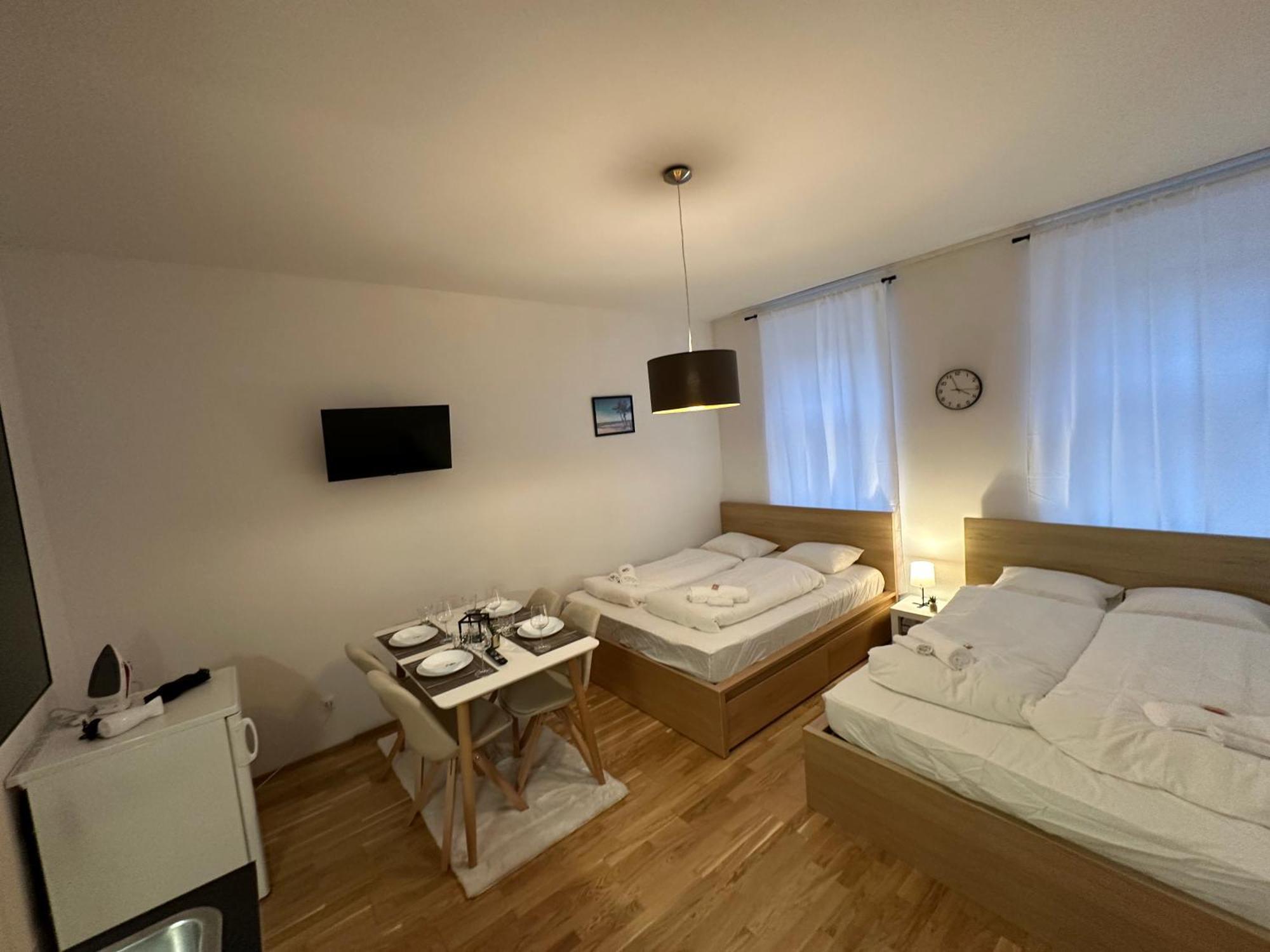 Cozy 5-Person Apartment In Vienna 6 Eksteriør bilde