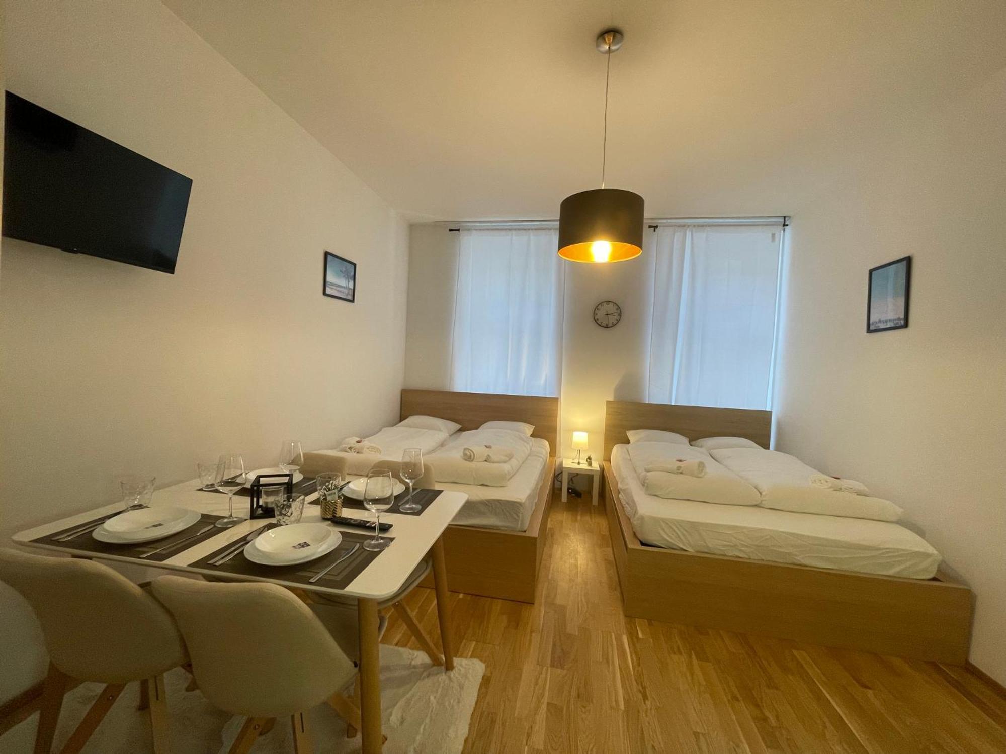 Cozy 5-Person Apartment In Vienna 6 Eksteriør bilde